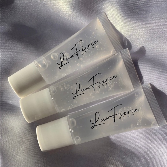 1 Pouty Squeeze Tube - Picture 3 of 4